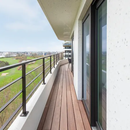 Wellington Waves Modern In * Ostend
